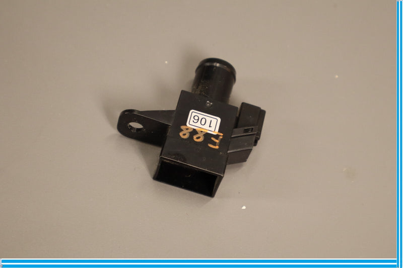 Load image into Gallery viewer, 11-17 Infiniti QX56 QX80 Dash Abs Air Temperature Sensor Oem
