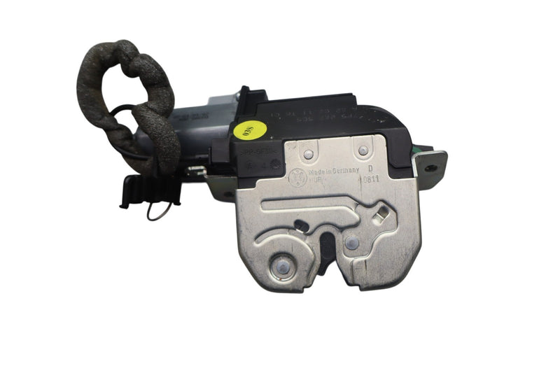 Load image into Gallery viewer, 11-18 Porsche Cayenne 958 Rear Trunk Lid Lock Latch Actuator 7P5827505 Oem
