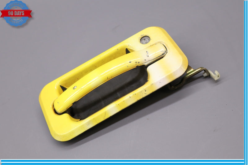 Load image into Gallery viewer, 03-07 HUMMER H2 Front Right Passenger Side Exterior Door Handle Yellow Oem
