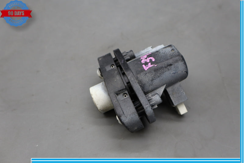 Load image into Gallery viewer, 07-14 Mercedes W216 CL550 CL600 Rear Trunk Lid Lock Latch Actuator W/O Key OEM
