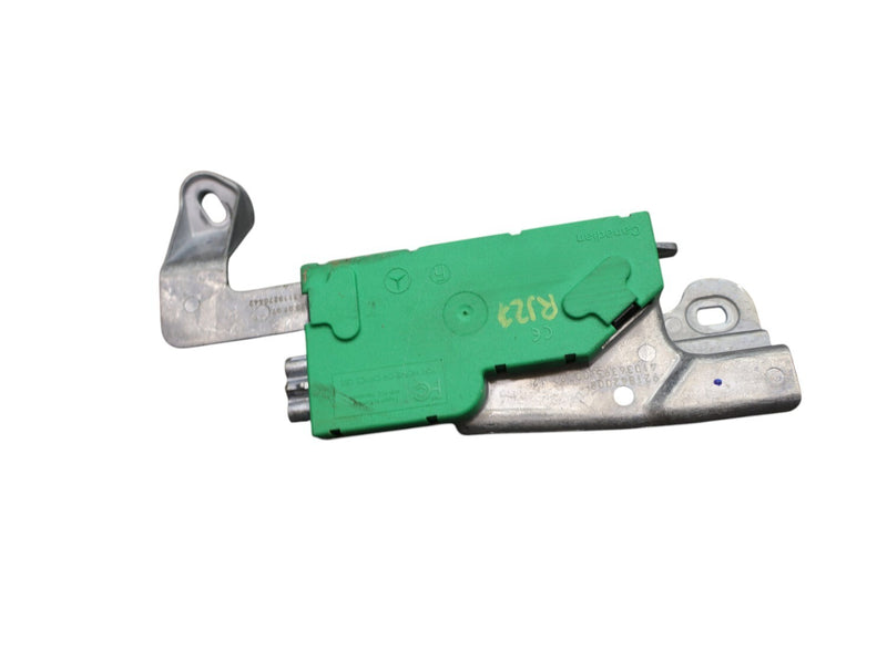 Load image into Gallery viewer, 03-09 Mercedes CLS550 E500 Rear Right Side Amplifier Antenna Control ECU Oem
