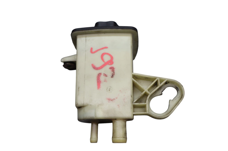 Load image into Gallery viewer, 02-05 Ford Thunderbird Power Steering Reservoir Fluid Tank XW433R700AC Oem
