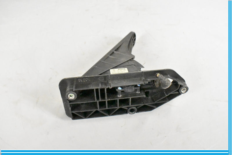 Load image into Gallery viewer, 04-13 Maserati Quattroporte M139 Gas Acceleration Foot Pedal 0280752285 Oem
