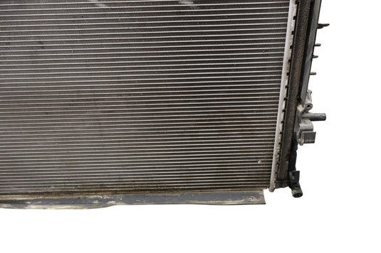 14-22 Maserati Ghibli 3.0L Front Engine Cooling Radiator Assembly 670038340 Oem