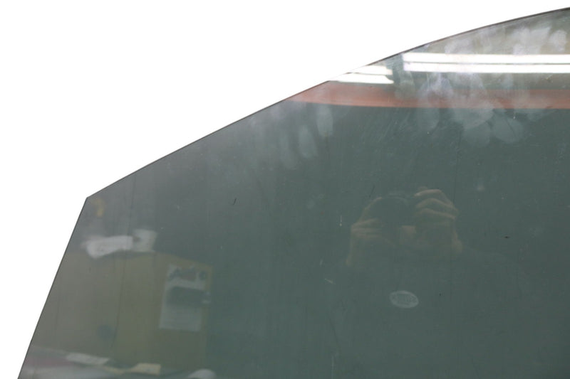 Load image into Gallery viewer, 10-17 BMW 535i GT 550i GT F07 Front Left Driver Side Door Window Glass Oem
