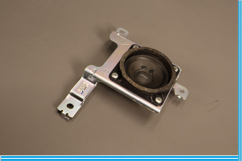 Load image into Gallery viewer, 11-17 Infiniti QX56 QX80 Rear Right Passenger Side Door Audio Bose Speaker Oem

