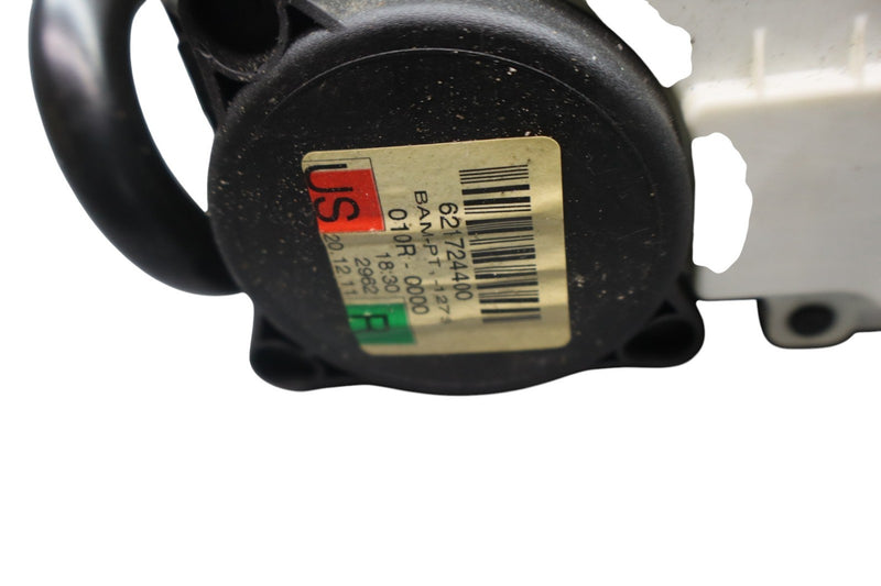 Load image into Gallery viewer, 12-18 Mercedes CLS550 E350 Front Right Passenger Side Seatbelt Retractor Oem
