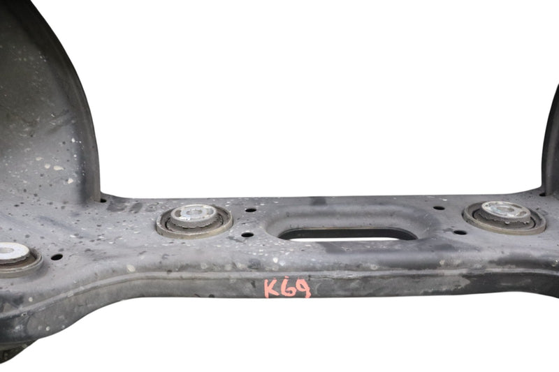 Load image into Gallery viewer, 10-18 Mercedes W212 E350 C250 Rear Sub Frame Crossmember Cradle Assembly Oem
