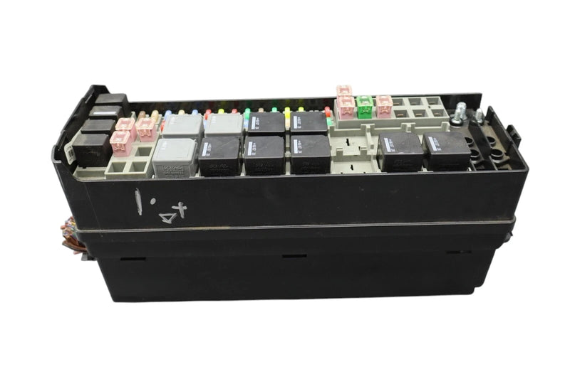 Load image into Gallery viewer, 05-09 Land Rover Range Rover Sport LR3 Engine Relay Fuse Box YPP500080 Oem
