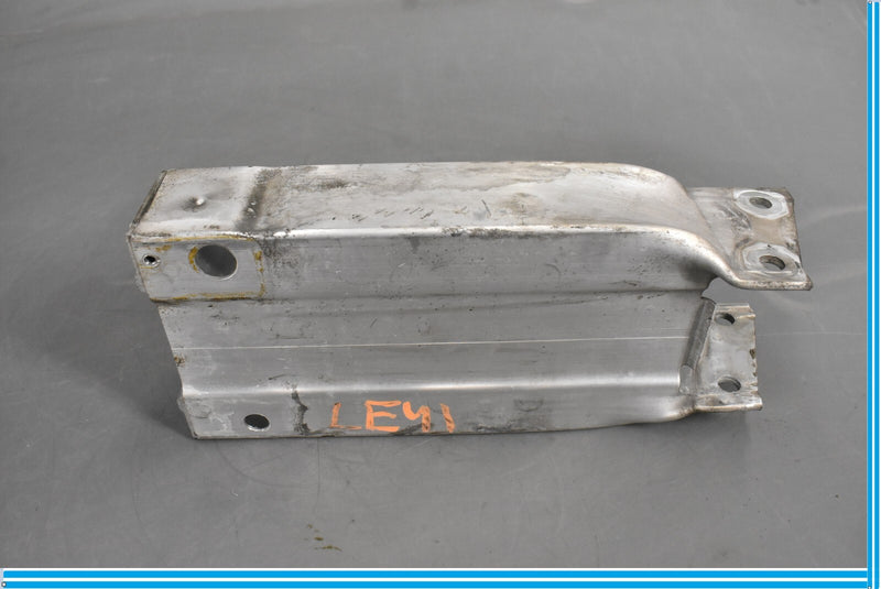 Load image into Gallery viewer, 12-16 Mercedes CLS550 Front Left Driver Side Bumper Reinforcement Bracket Oem
