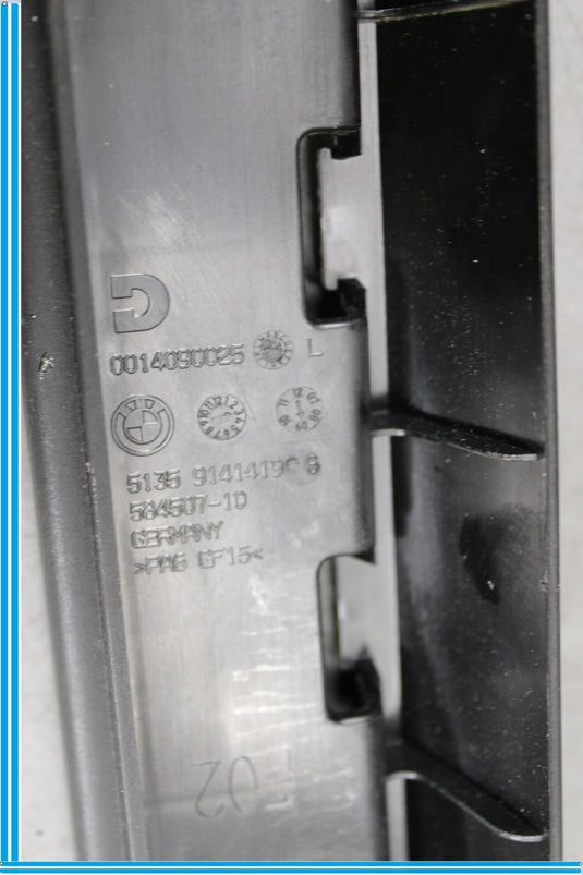 09-15 BMW 750Li F01 F02 Rear Left Door Window Glass Sunshade Bracket Adapter Oem