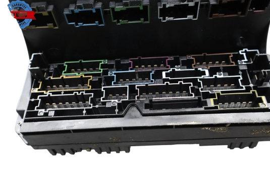 10-16 Mercedes CLS550 W218 Front Side SAM Module Relay Fuse Box A2129025405 Oem