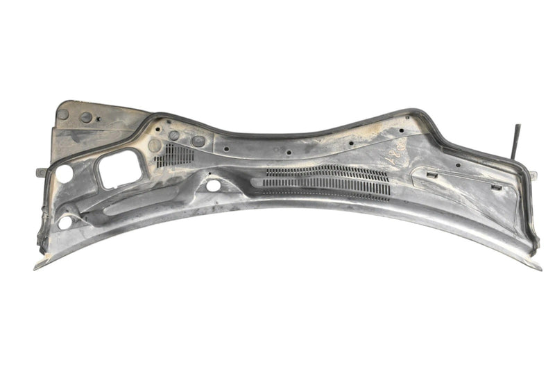 Load image into Gallery viewer, 14-17 Maserati Quattroporte M156 Windshield Wiper Cowl Vent Panel Trim OEM
