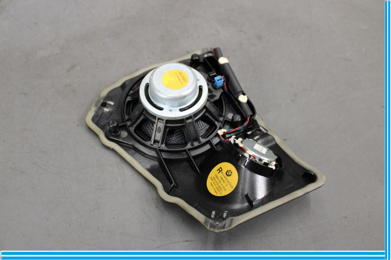 Load image into Gallery viewer, 09-15 BMW 750Li F01 F02 Rear Right Shelf Top HiFi Audio Speaker Tweeter Oem
