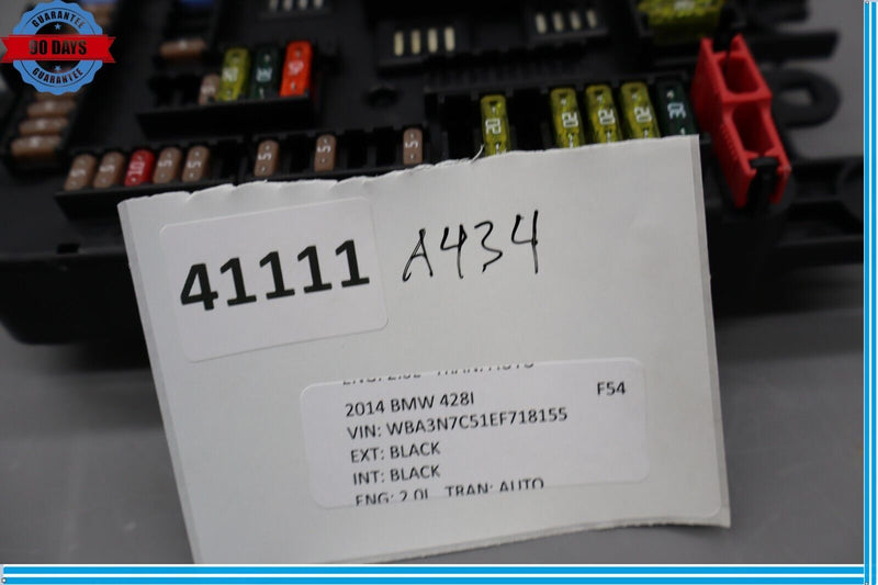 Load image into Gallery viewer, 12-14 BMW F30 328i 320i F30 F31 F32 328 335 428 Fuse Box Relay 9228158-02 Oem
