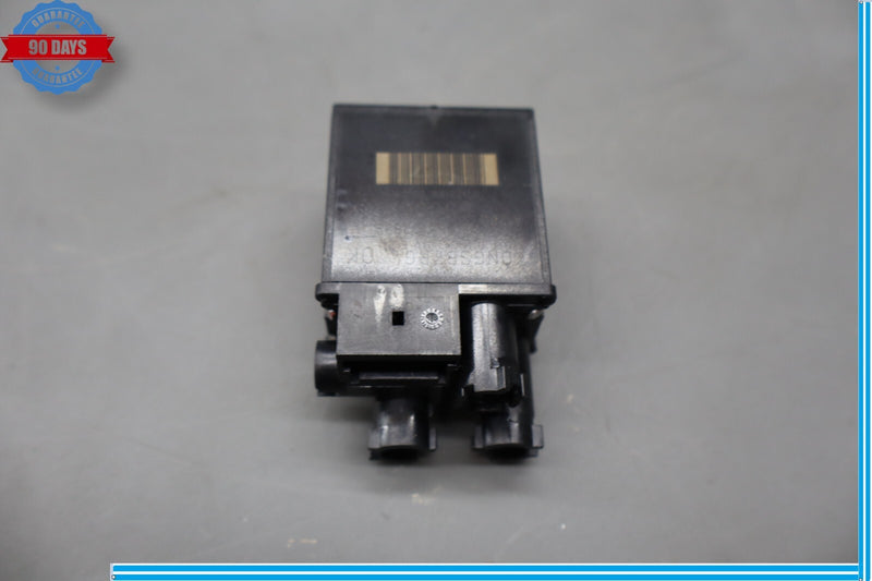 Load image into Gallery viewer, 10-12 Land Rover Range Rover Front Seat Lumbar Support Air Pump Oem
