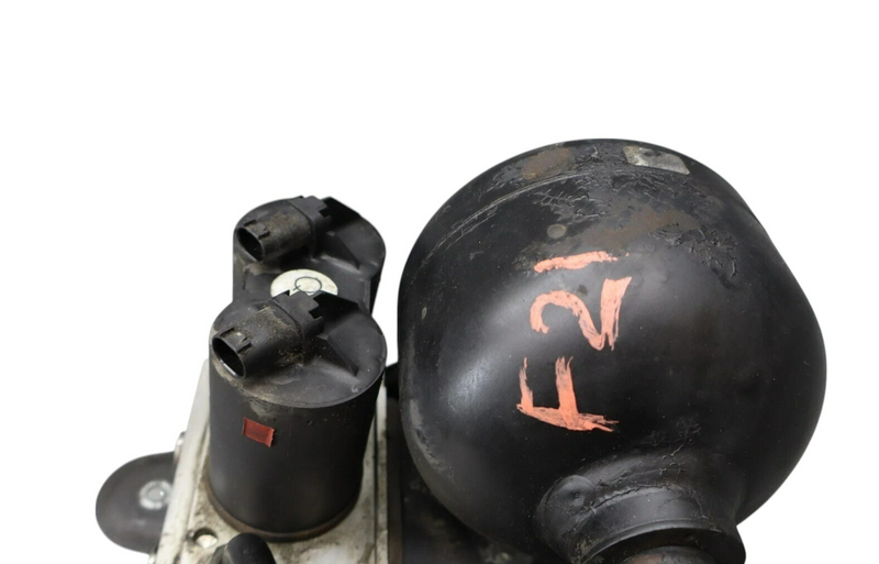 Load image into Gallery viewer, 00-06 Mercedes SL500 Hydraulic ABC Suspension Block Valve Pump Assembly Oem

