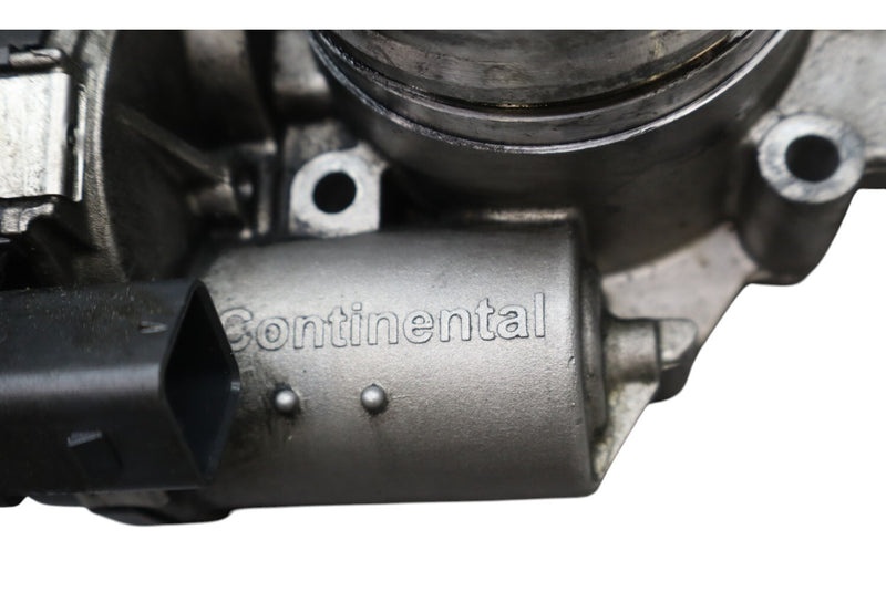 Load image into Gallery viewer, 12-18 BMW 320i 328i 428i F30 Engine Air Inlet Fuel Injection Throttle Body Oem
