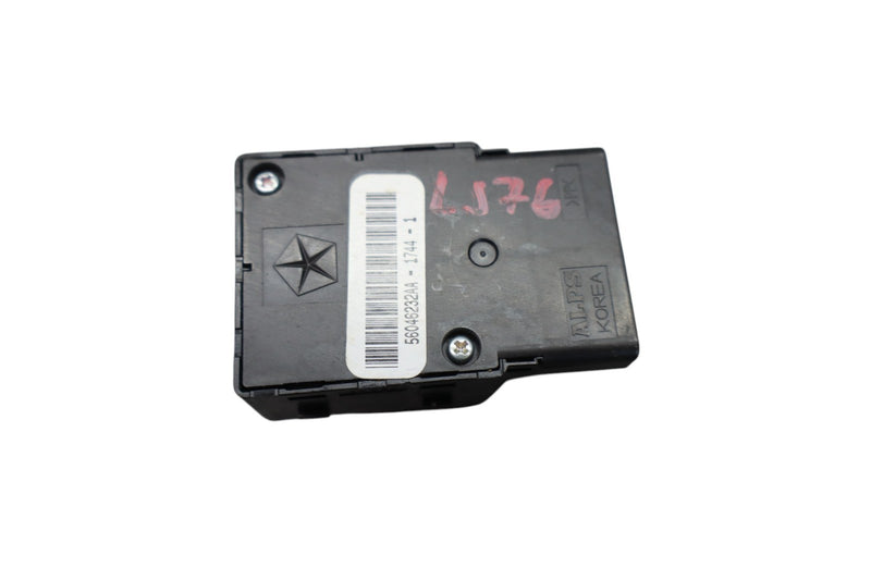 Load image into Gallery viewer, 14-20 Maserati Ghibli Levante M157 Front Left Side Seat Adjustment Switch Oem
