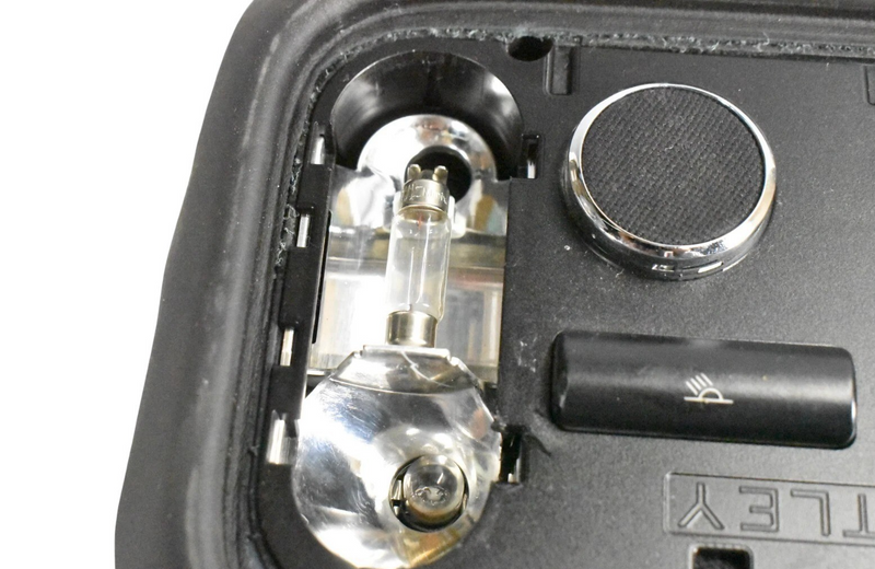 Load image into Gallery viewer, 07-11 Bentley Continental GTC Overhead Console Dome Light Lamp 3W0907135F Oem
