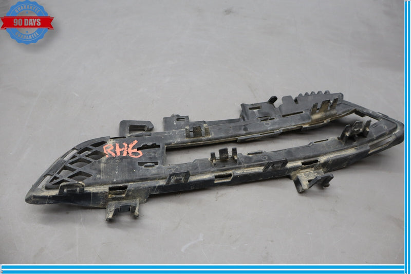 Load image into Gallery viewer, 10-12 Mercedes W207 E350 E550 Front Right Side Fog Light Grille 2078800324 Oem

