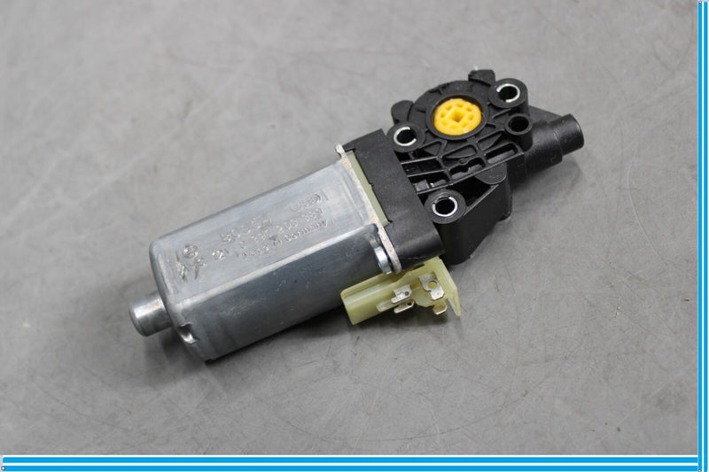 Load image into Gallery viewer, 11-18 Porsche Cayenne Front Right Side Seat Adjust Recliner Regulator Motor Oem
