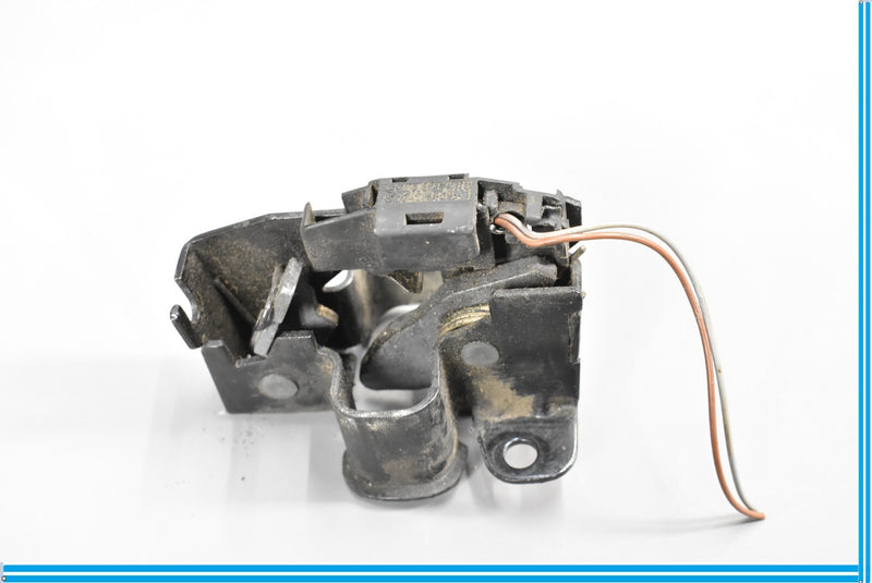 Load image into Gallery viewer, 00-06 Mercedes S500 S600 W220 Left Engine Hood Lock Latch Oem
