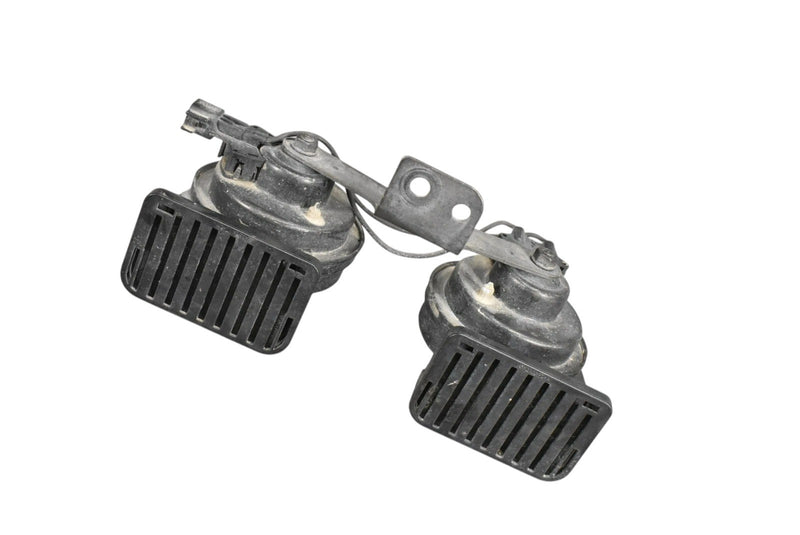 Load image into Gallery viewer, 12-15 Jaguar X250 XF XFR Left &amp; Right Low High Tone Signal Horn CX2313A803AD OEM
