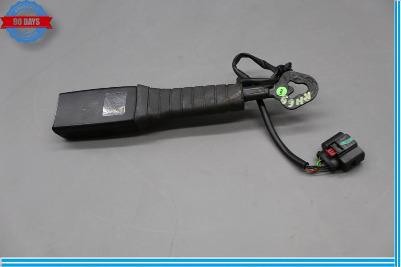 Load image into Gallery viewer, 11-18 Porsche Cayenne 958 Front Right Passenger Side Seat Belt Buckle Black Oem
