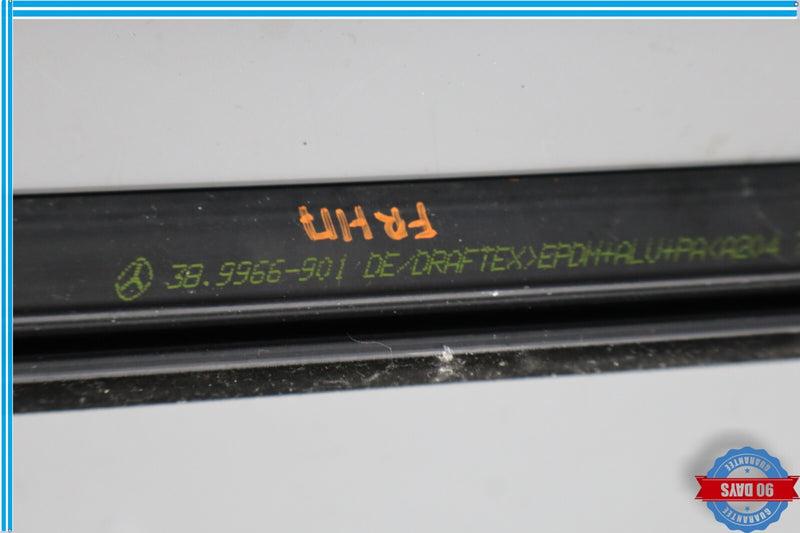 Load image into Gallery viewer, 08-14 Mercedes W204 C350 Front Right Side Door Window Glass Rubber Seal Oem
