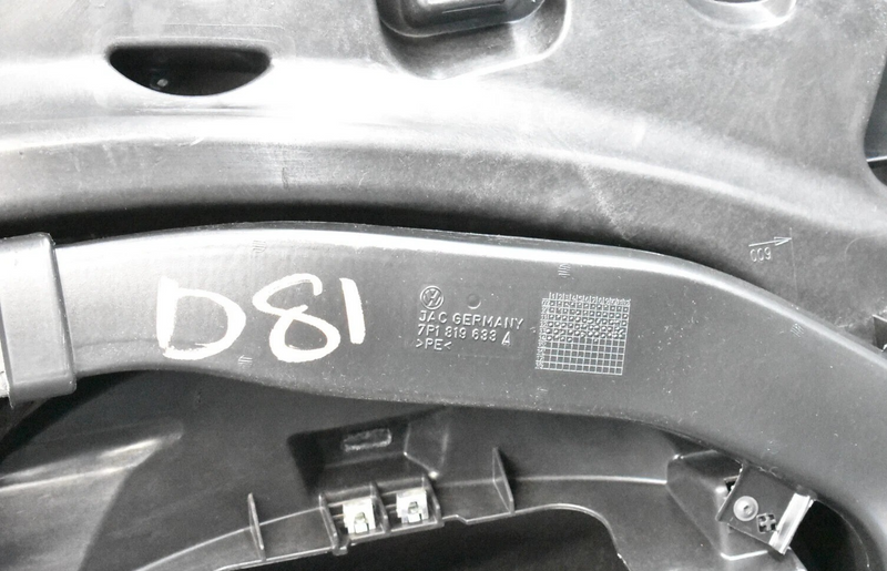 Load image into Gallery viewer, 11-17 Volkswagen VW Touareg Front Dashboard Instrument Panel 7p1857003gha3 OEM
