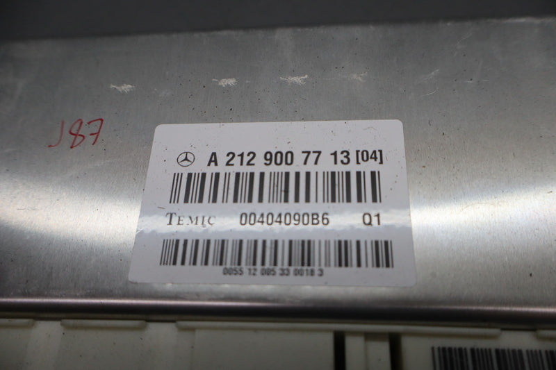 Load image into Gallery viewer, 06-18 Mercedes W218 E350 CLS550 Airmatic Air Suspension Control Module Unit Oem
