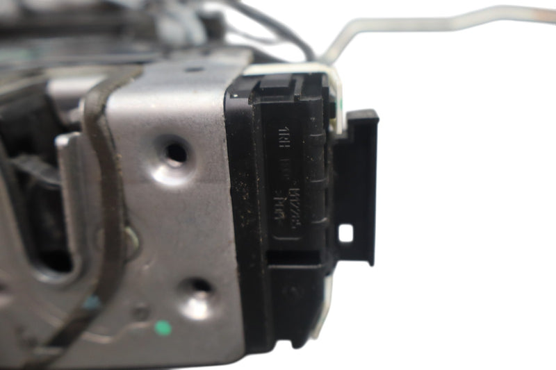 Load image into Gallery viewer, 06-19 Mercedes W164 ML350 GL450 Front Right Door Lock Latch Actuator Oem
