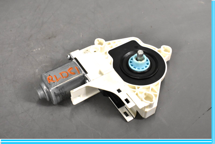 11-18 Volkswagen VW Touareg Rear Left Driver Door Window Regulator Motor Oem