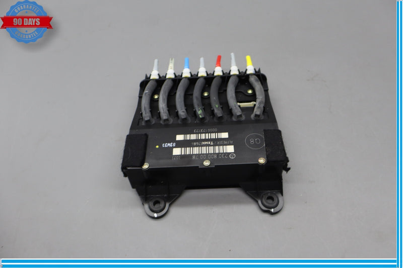 Load image into Gallery viewer, 00-12 Mercedes R230 SL550 CL500 Front Right Passenger Side Seat Valve Block Oem
