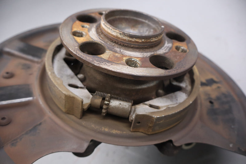 Load image into Gallery viewer, 08-17 Mercedes E350 C250 C350 Rear Right Passenger Side Spindle Knuckle Hub Oem
