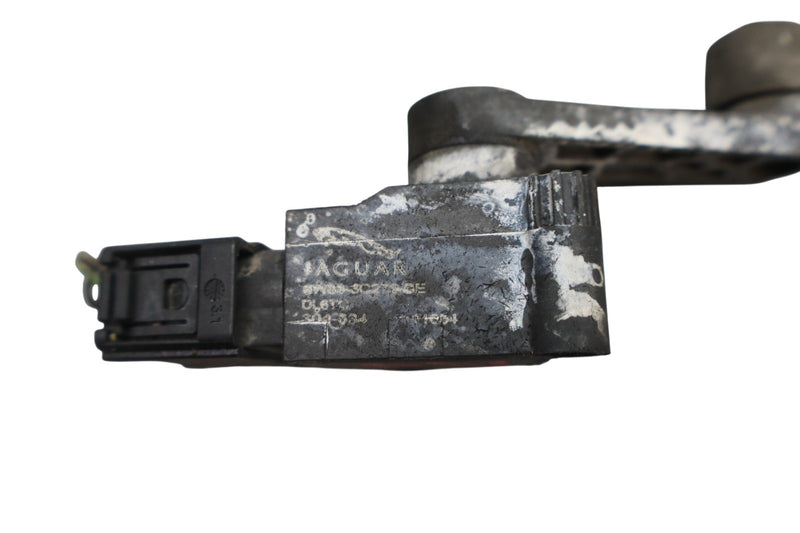Load image into Gallery viewer, 10-21 Jaguar X152 F-Type Rear Right or Left Suspension Height Level Sensor Oem
