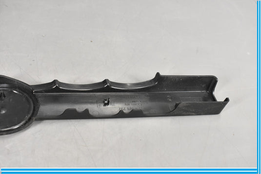 11-17 Volkswagen VW Touareg Engine Cover Plastic Trim With VW Logo 7P6971797 Oem