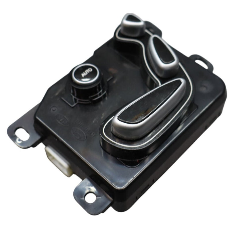 Load image into Gallery viewer, 11-13 Hyundai Equus Rear Right Passenger Side Seat Memory Control Switch Oem
