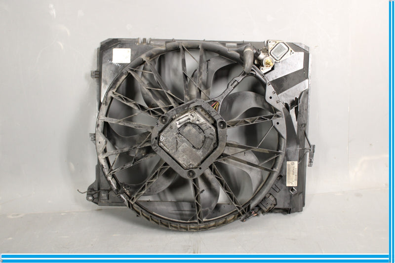 Load image into Gallery viewer, 07-13 BMW 335i 328i Engine Fan Assembly Oem

