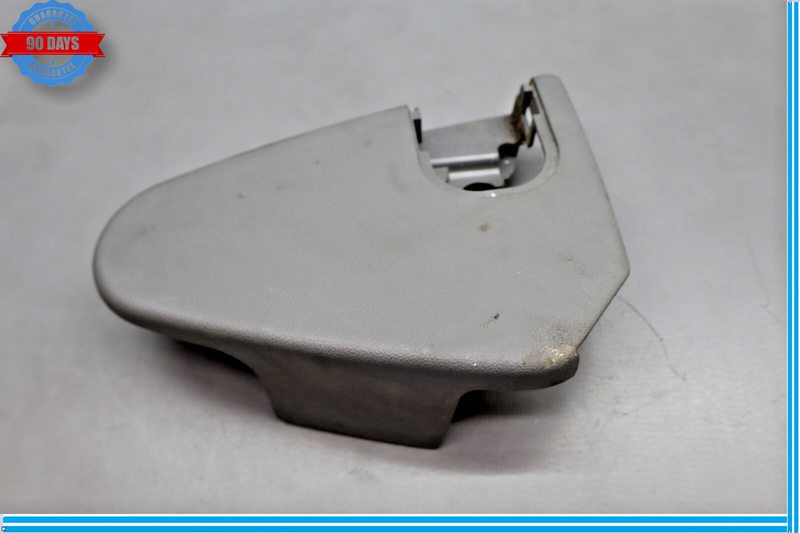 Load image into Gallery viewer, 06-11 Mercedes W219 CLS550 CLS500 Front Right Side Seat Belt Bolt Trim Panel Oem
