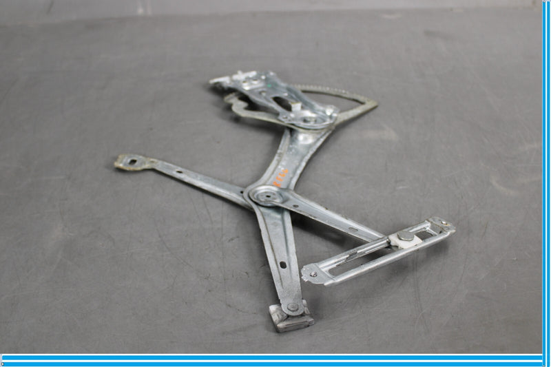 Load image into Gallery viewer, 98-02 Mercedes W210 E320 Front Right Side Door Window Regulator Oem
