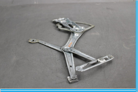 98-02 Mercedes W210 E320 Front Right Side Door Window Regulator Oem