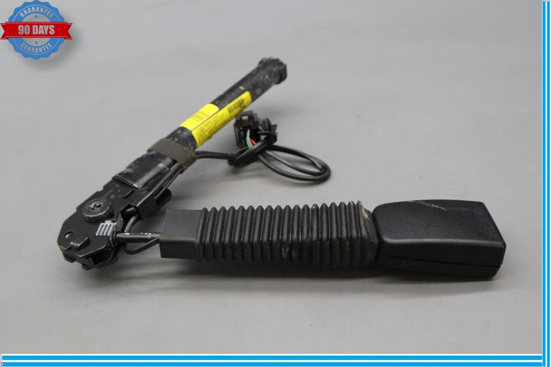 Load image into Gallery viewer, 10-15 Jaguar X150 XK XKR Front Right Passenger Seat Belt Seatbelt Buckle Oem
