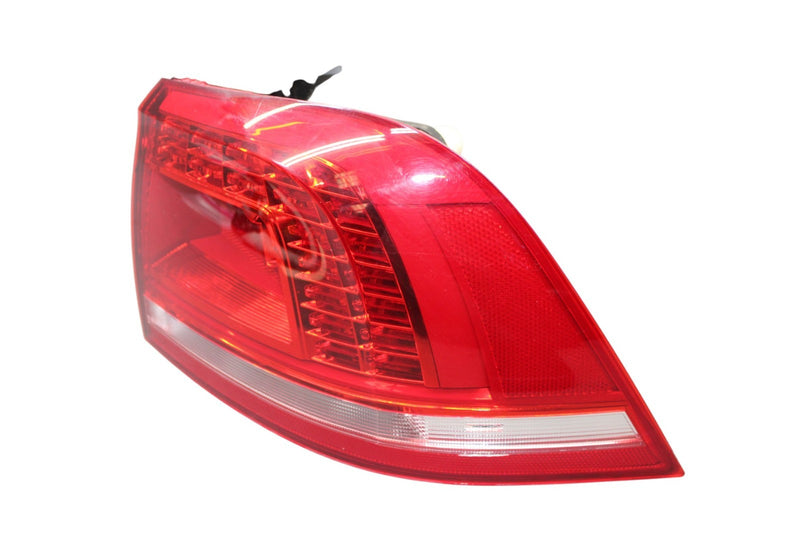 Load image into Gallery viewer, 11-14 Volkswagen VW Touareg Rear Right Passenger Outer Tail Light Lamp Oem
