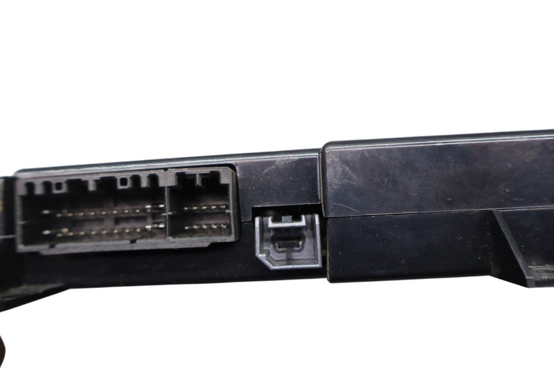 Load image into Gallery viewer, 14-17 Maserati Ghibli Telematic Communication Control Module Unit 68209685AB Oem

