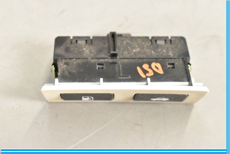 Load image into Gallery viewer, 07-12 Lexus LS460 LS600hL Fuel Door Trunk Lid Release Switch 15C041 Oem
