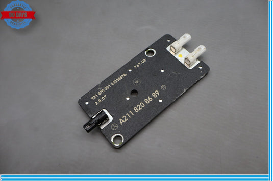 03-11 Mercedes CLS550 E350 Antenna Amplifier Booster 2118208689 Oem