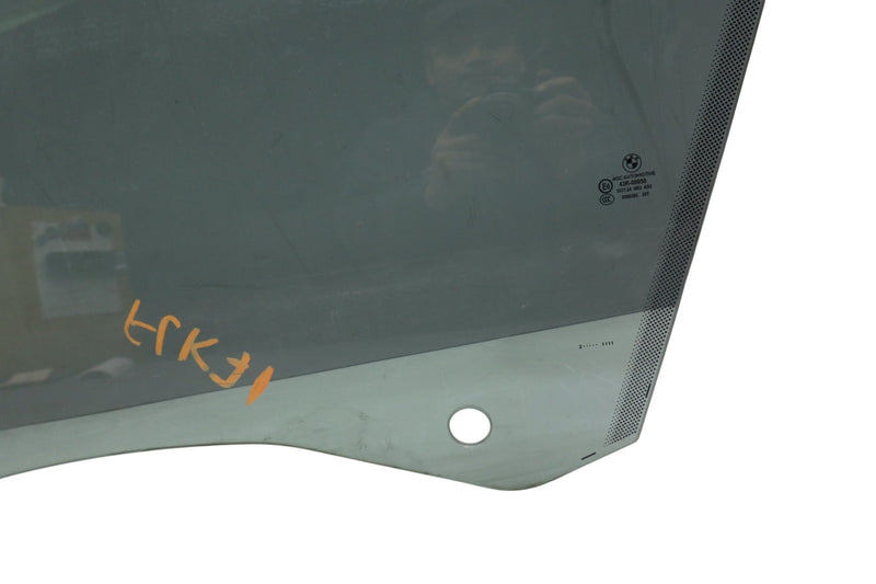 Load image into Gallery viewer, 10-17 BMW 535i GT 550i GT F07 Front Left Driver Side Door Window Glass Oem
