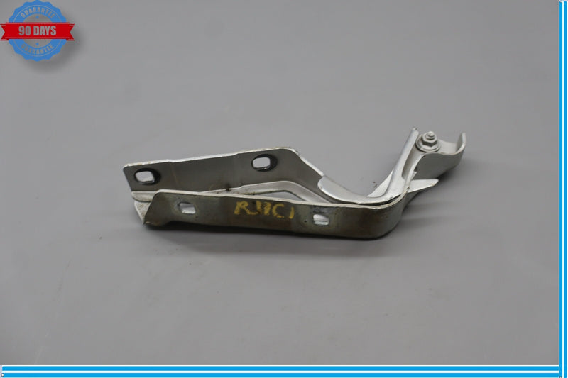 Load image into Gallery viewer, 14-17 Maserati Ghibli M157 Front Right Passegner Side Boonet Hood Hinge Oem
